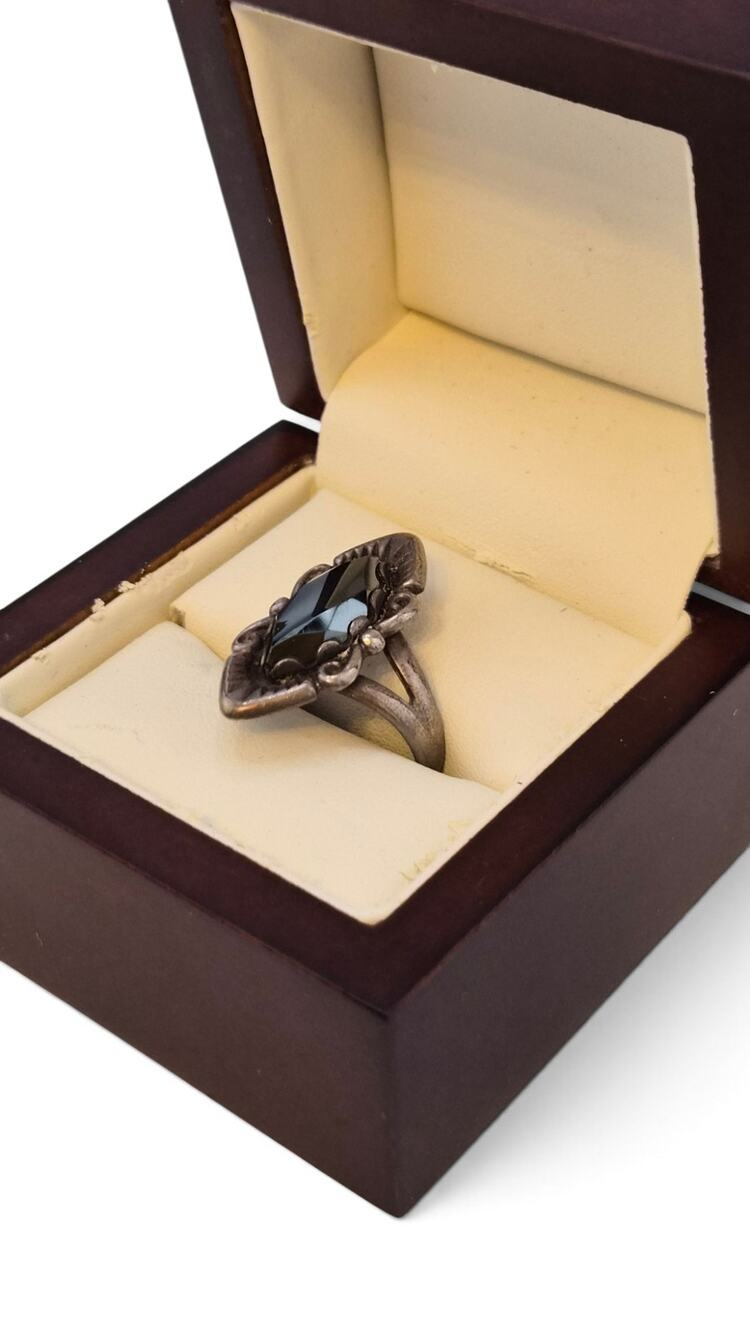 Vintage Sterling Silver Hematite Marquise Statement Ring Size 7